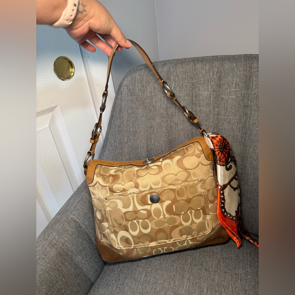 Coach Chelsea Hobo 10143 Signature Bag —Suede Trim, Satin Scarf,Original Hangtag